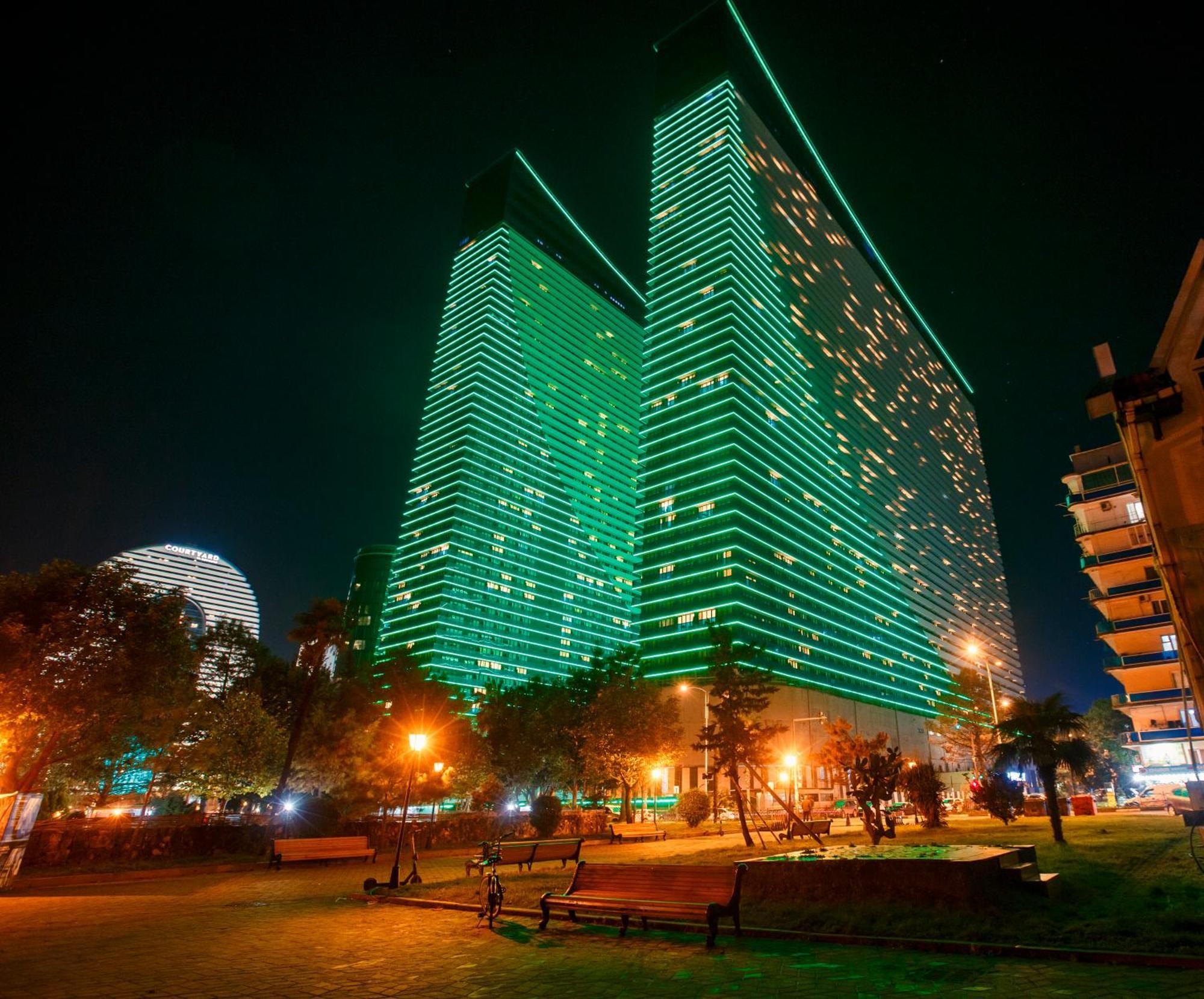 Panorama Batumi Beach Resort Exterior foto