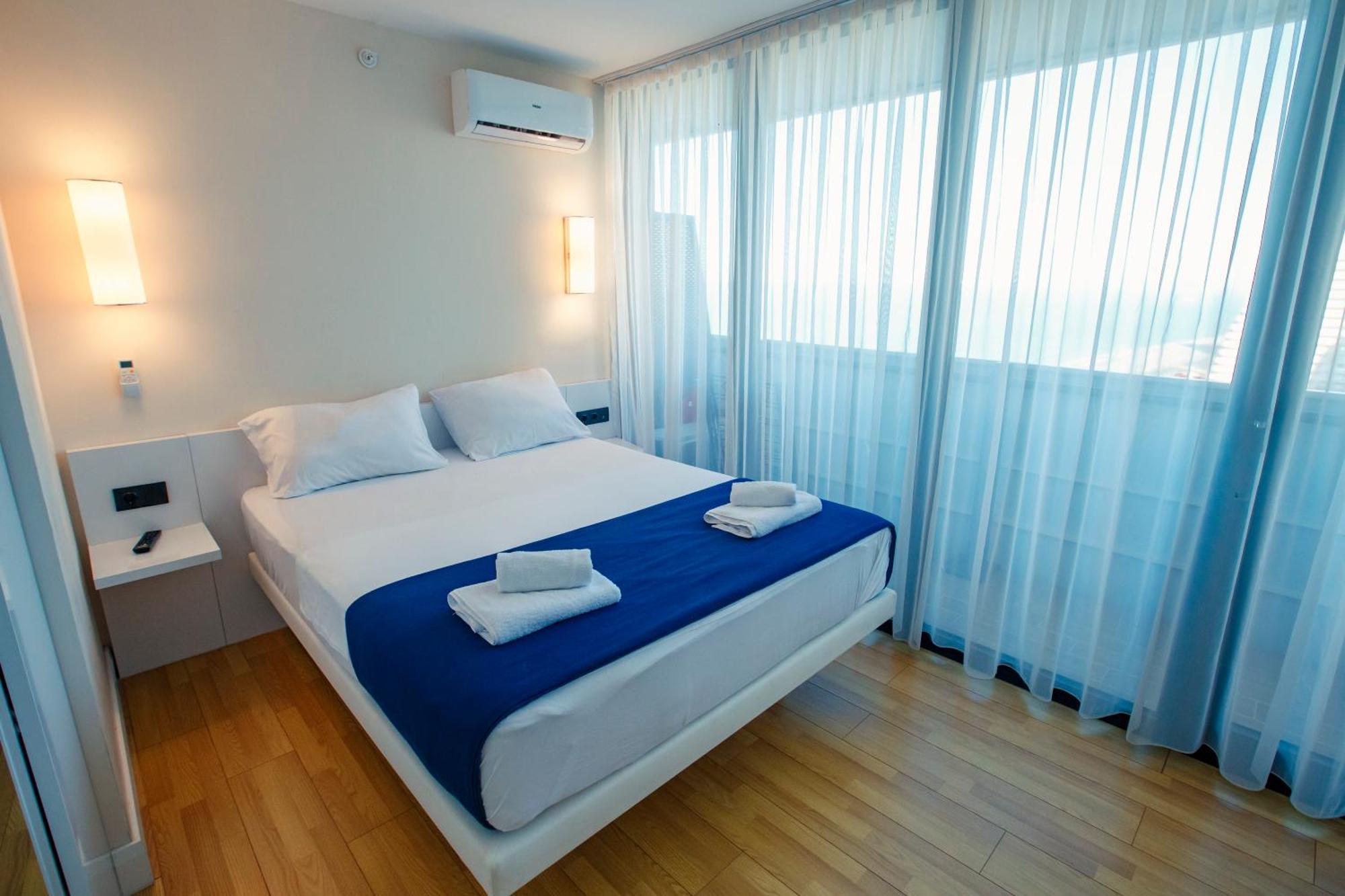 Panorama Batumi Beach Resort Exterior foto
